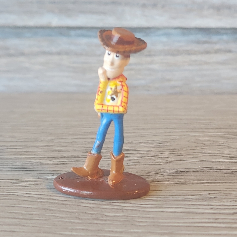 🖤 Disney Woody Parks Collection Toy Story Sheriff Woody Figure